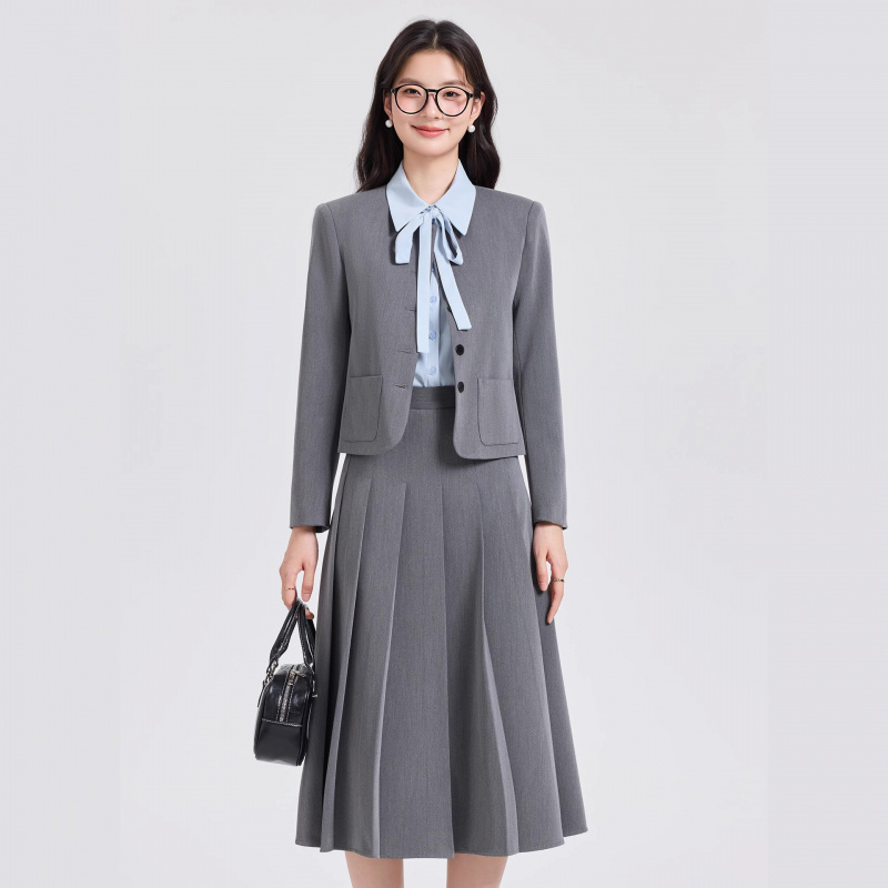 Women Formal Wear For Interview - Ensemble de costume court gris pour