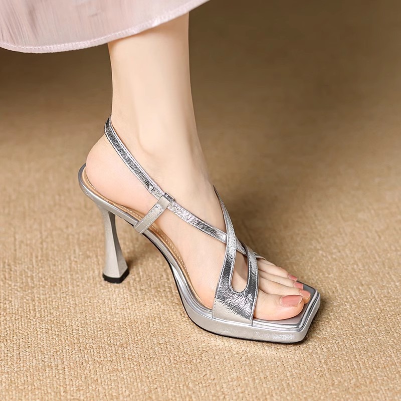 Kitten Heel Women - Femmes en peau de mouton bande